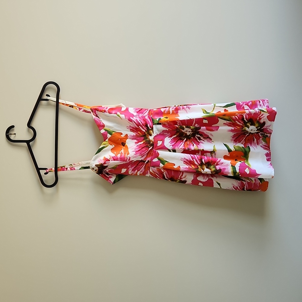 Forever 21 Floral dress size Medium